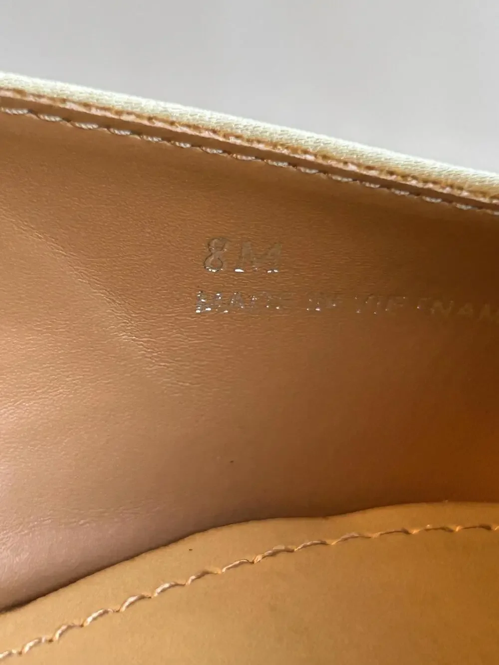 Lisa Vicky Shoes Womens Size 8 Medium Champagne Satin Move-V Slip On Flats Mules
